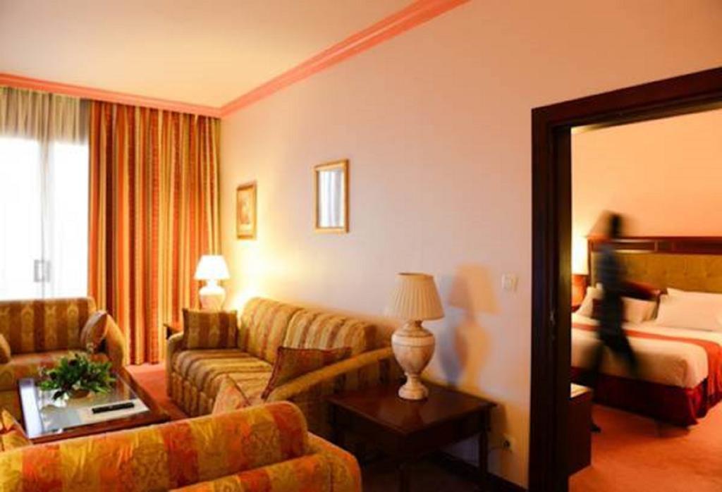 Lancaster Ouaga 2000 Hotel Ouagadougou Ngoại thất bức ảnh