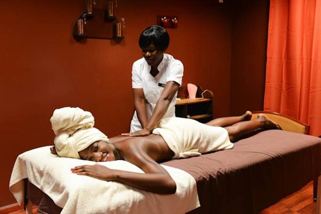 Lancaster Ouaga 2000 Hotel Ouagadougou Ngoại thất bức ảnh